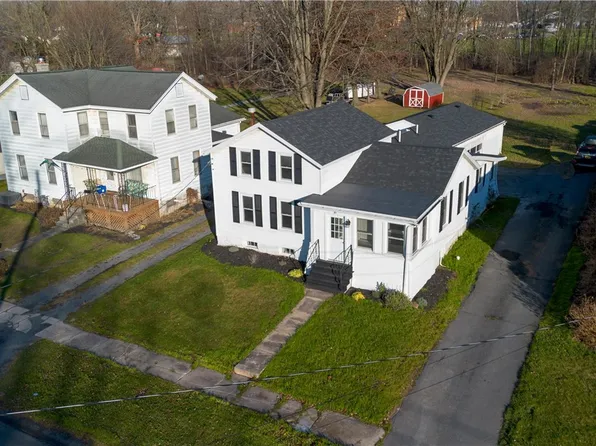 38 Swift St, Waterloo, NY 13165