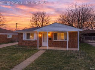 3903 Gloria St, Wayne, MI 48184