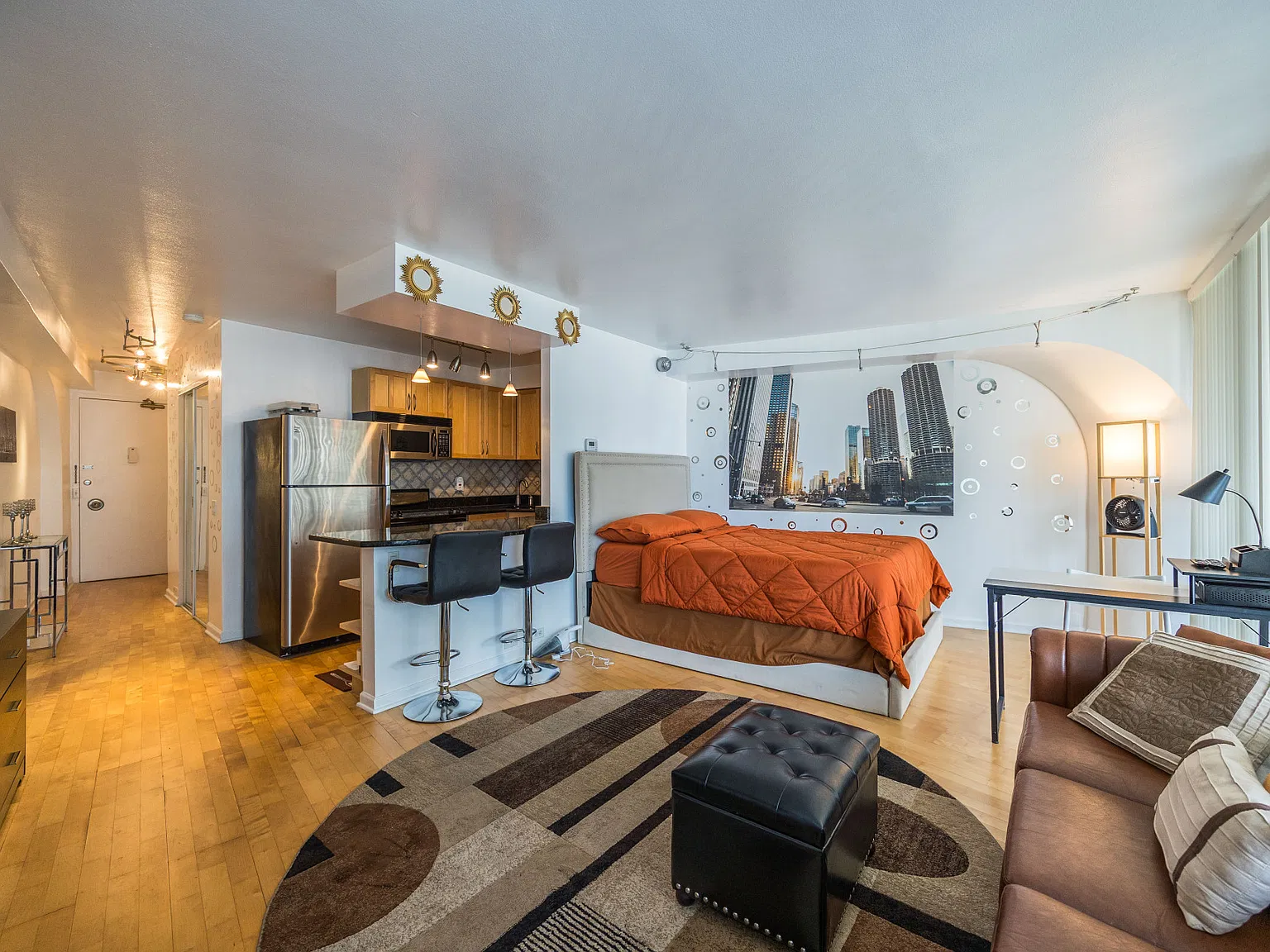 Studio, 500 sqft, $2,200 — Photo 3