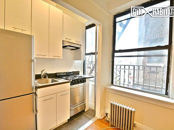 5th image of 3516 34th St APT 5A