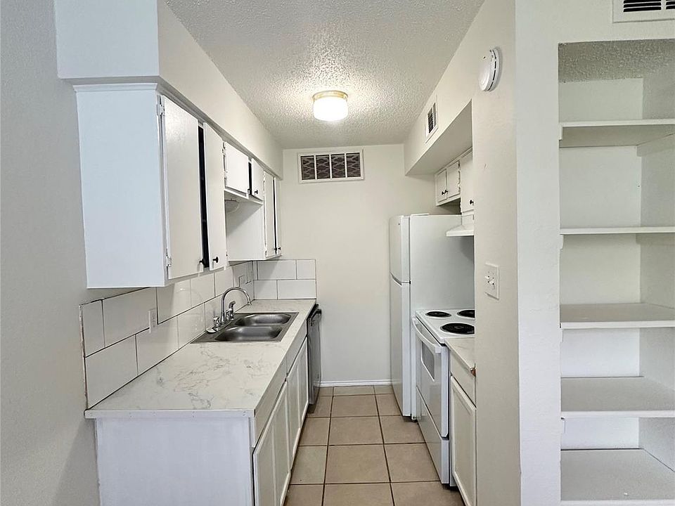 1st image of 4322 Gillis St #104