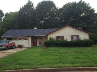 6065 Dorchester Dr, Rex, GA 30273