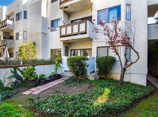 17914 Magnolia Blvd UNIT 136, Encino, CA 91316