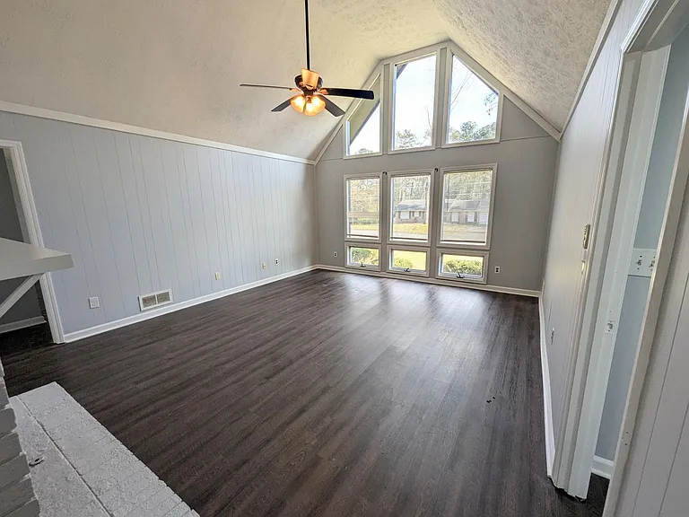 3253 Kimberly Woods Ct — Photo 3