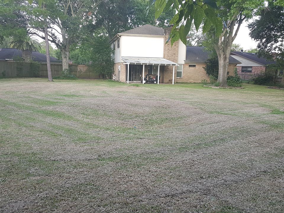Huge back yard