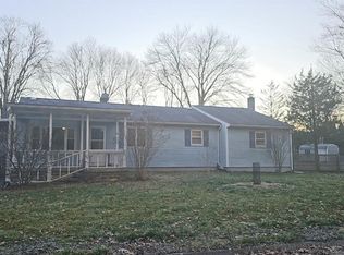 7 North St, Plainfield, CT 06374