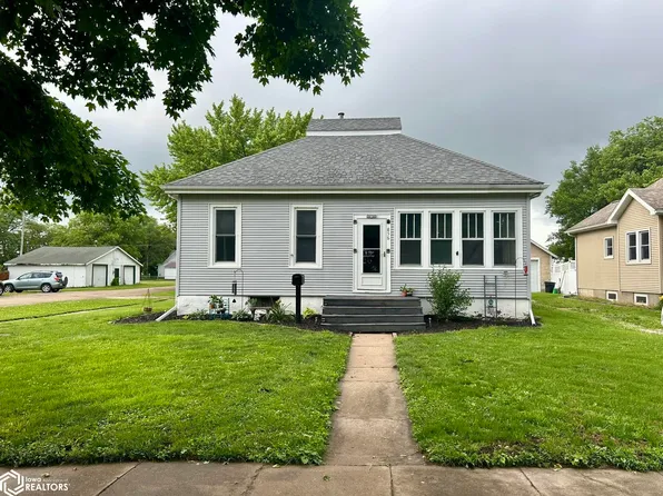 856 Franklin St, Wapello, IA 52653