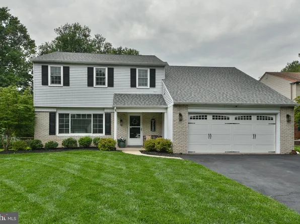 91 Forrest Dr, Southampton, PA 18966
