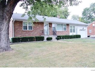 715 Lindsay Ln, Florissant, MO 63031