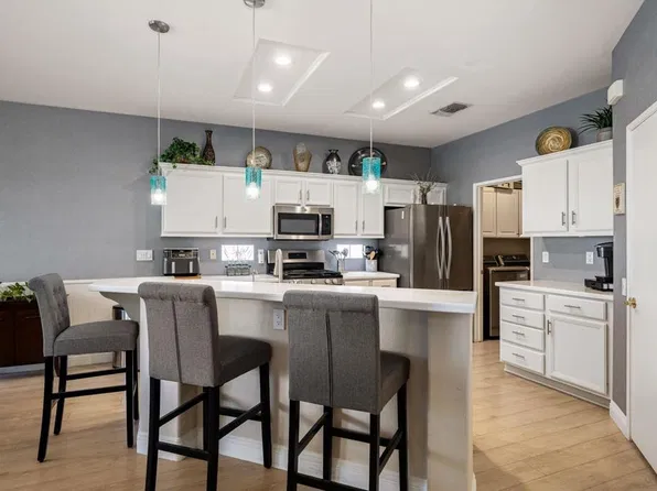 78778 Palm Tree Ave, Palm Desert, CA 92211