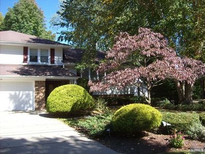 746 Woodland Ave, Oradell, NJ, 07649