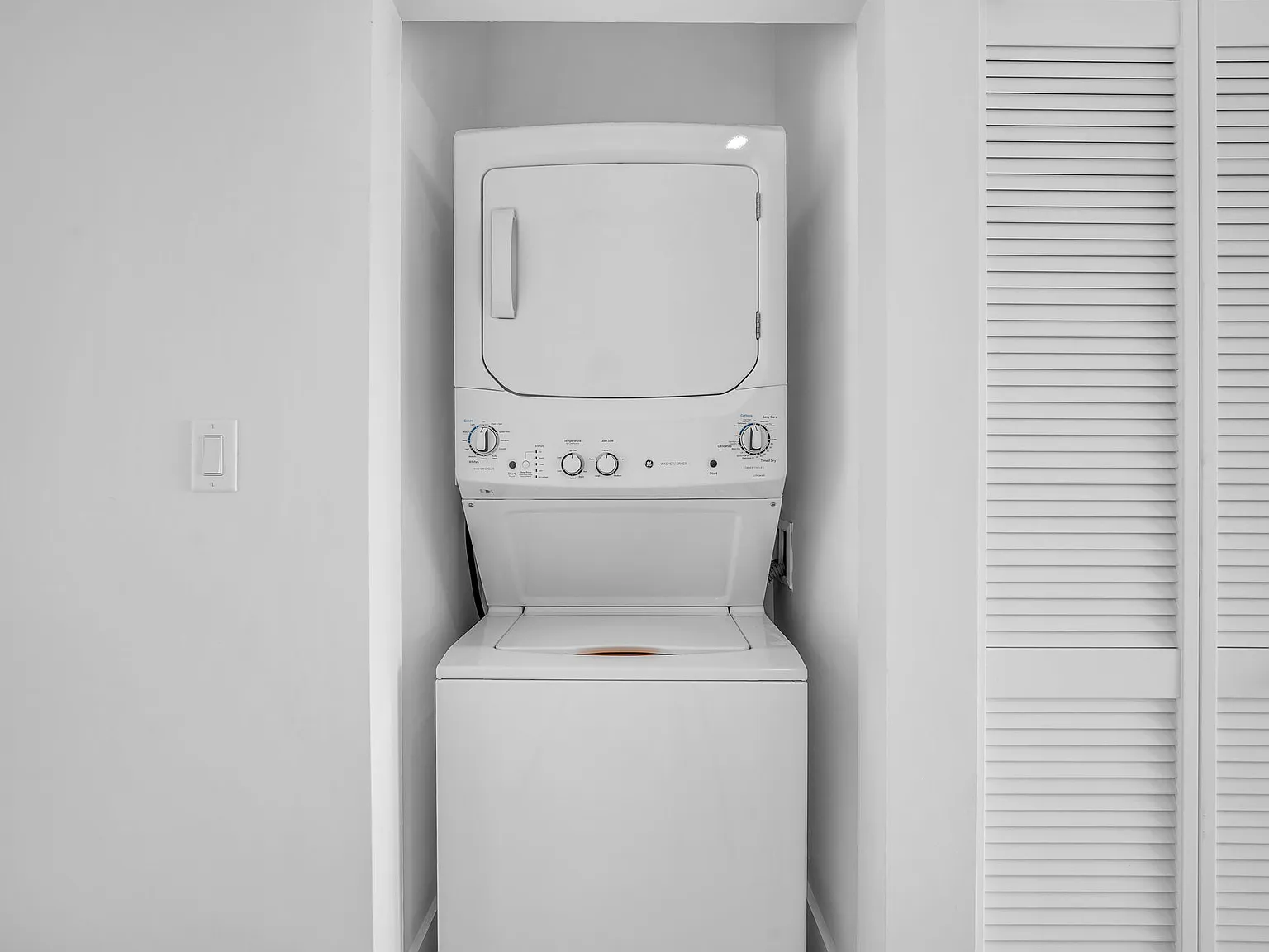 Hallandale City Center — Photo 3