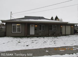 1227 S 16th St, Mount Vernon, WA 98274