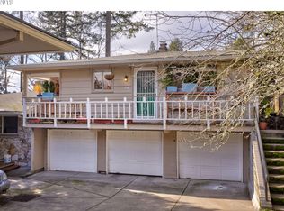 8285 SW Canyon Ln, Portland, OR 97225