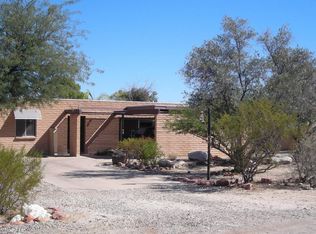 8925 E Old Spanish Trl, Tucson, AZ 85710