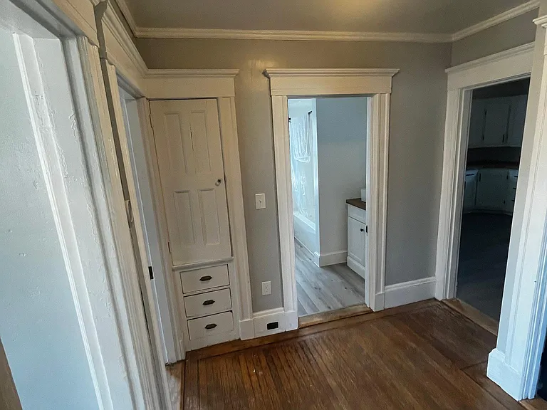 211 Washington Ave #2 — Photo 7