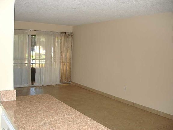 2nd image of 402 NW 87th Ave APT 101