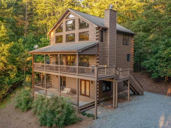 964 Walkabout Creek Rd, Morganton, GA 30560