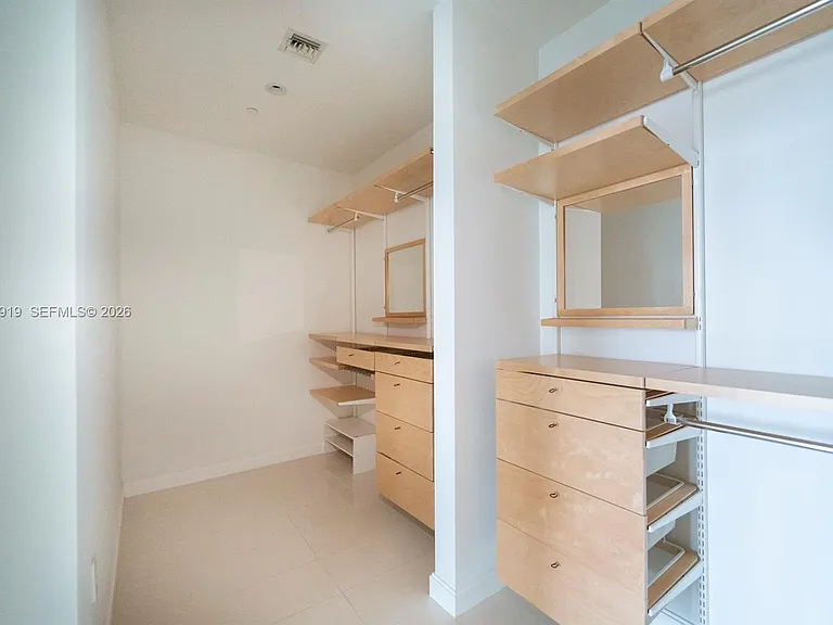 45 SW 9th St #4906 — Photo 24