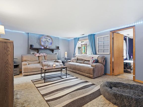 5th image of 28616 W Benjamin Ave