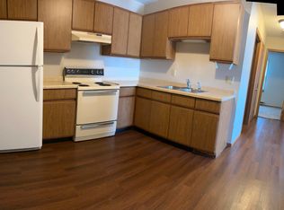 2402 Fryklund Dr APT 7, Menomonie, WI 54751