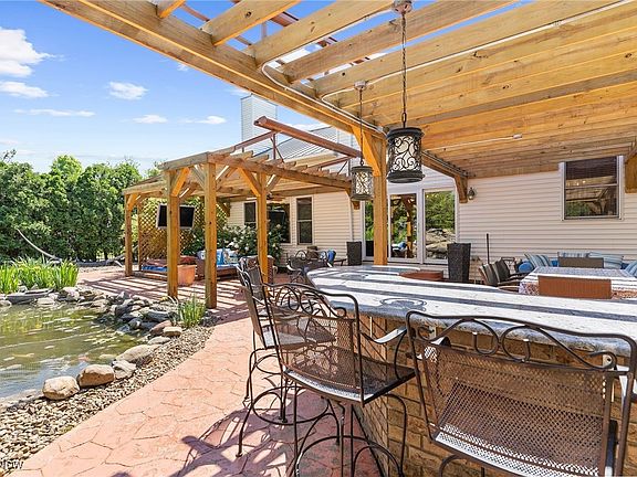 5th image of 35 W Orange Hill Cir