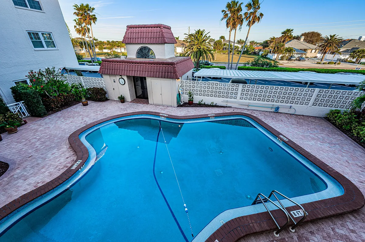 Building Photo - 2900 Gulf Blvd #205