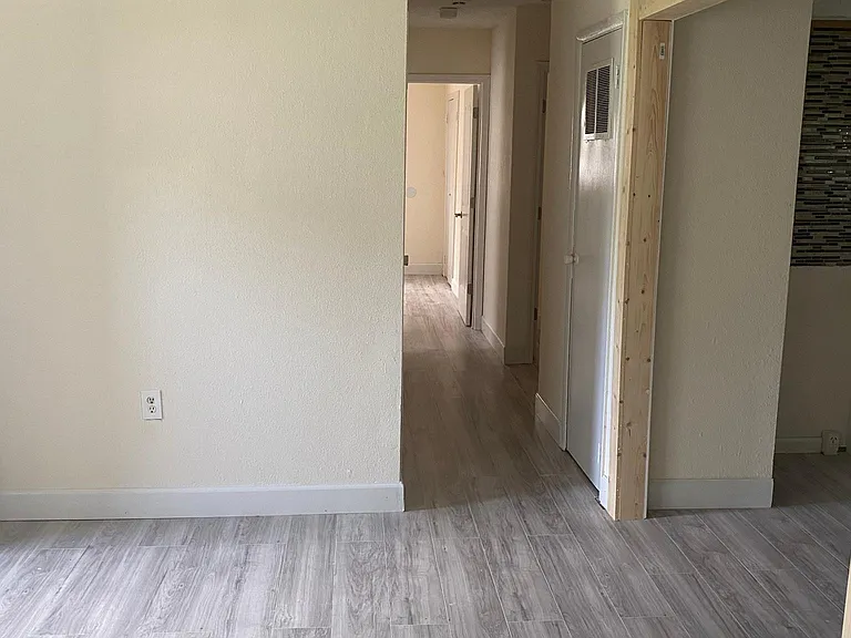 4000 Shalann Dr — Photo 9