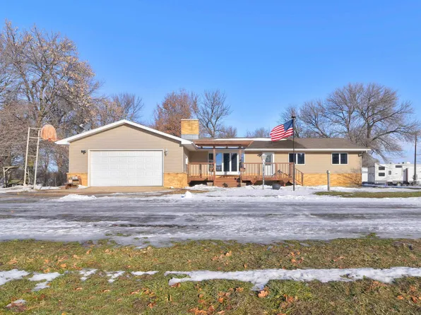3714 150th St, Estherville, IA 51334