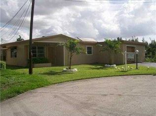 5601 SW 55th St, Davie, FL 33314