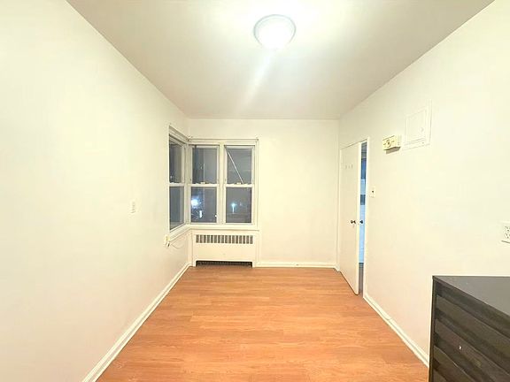 3rd image of 1821 Edison Ave Floor 2