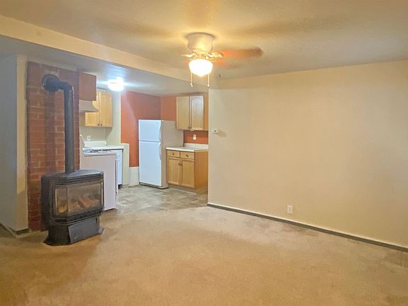 3rd image of 2613 NW Grant Ave APT 3