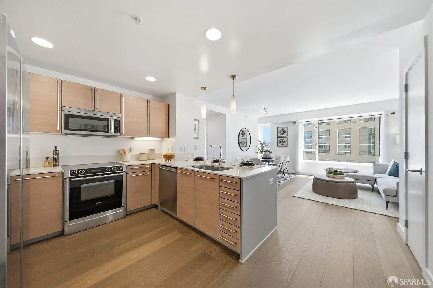 1160 Mission St Unit 907 - Photo 2