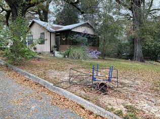 5 Pine Hill St, Eufaula, AL 36027