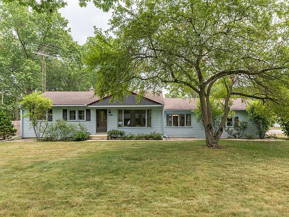 4th image of 8433 Newells Ln