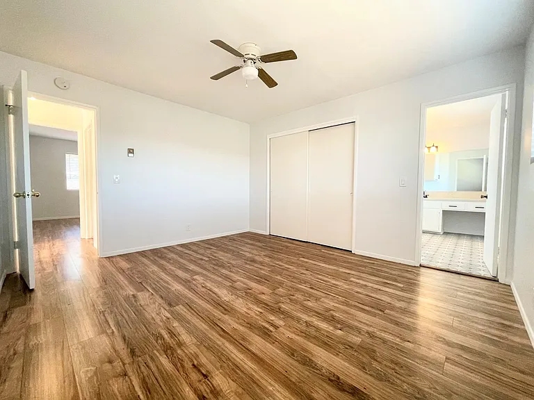 724 Franklin Ln #A — Photo 13
