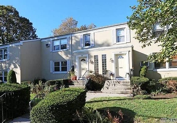 3rd image of 251-38 71st Rd #138B