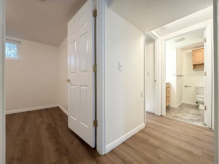 2028 E. Sunnyside Ave. — Photo 10
