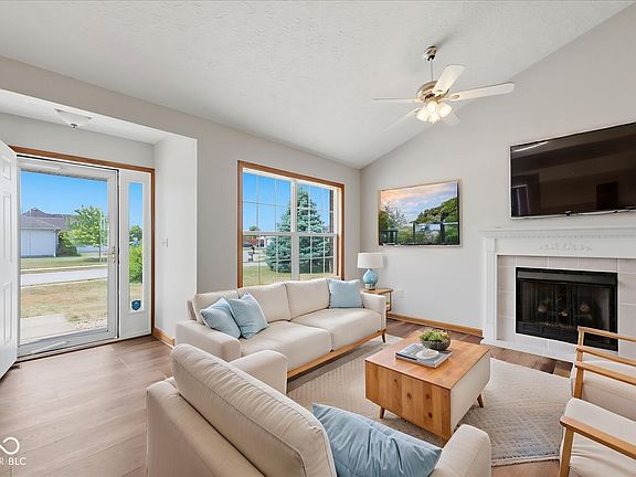 3rd image of 1440 Wilmington Blvd