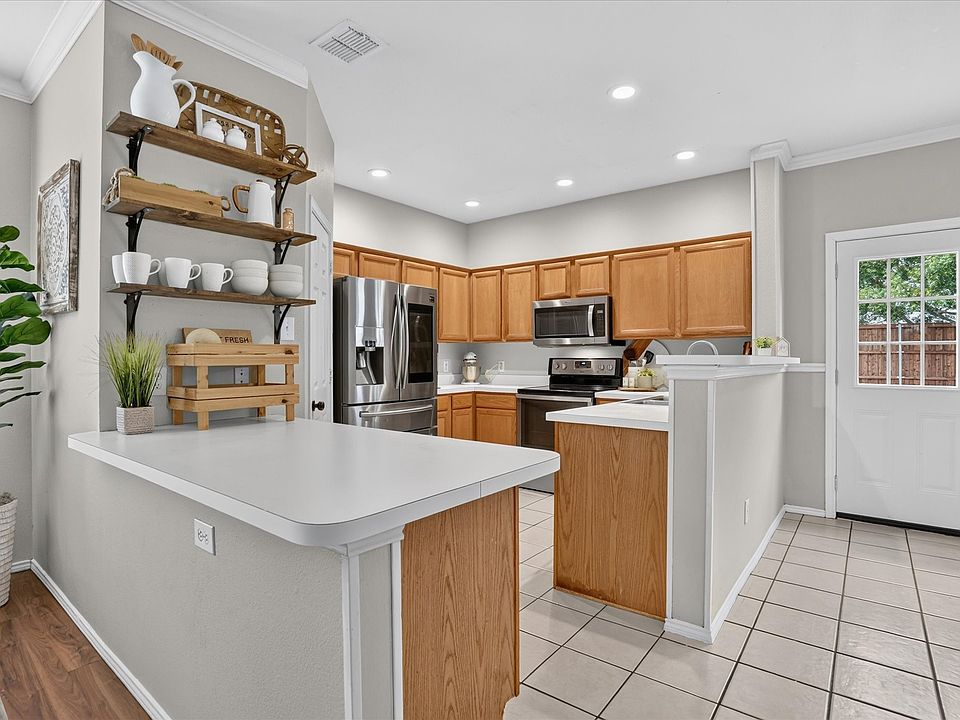 1st image of 8425 Greylock Ct