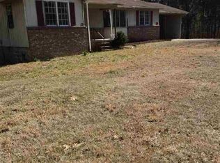 340 Burnine Rd, Lexington, TN 38351