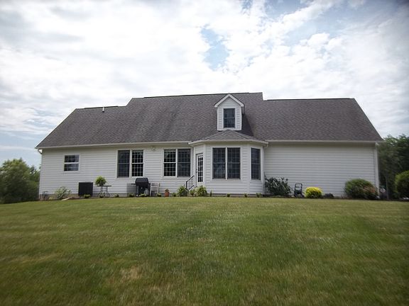 3rd image of 49 Yaples Orchard Dr