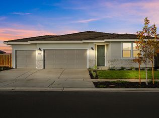 1161 Camomile Dr, Plumas Lake, CA 95961