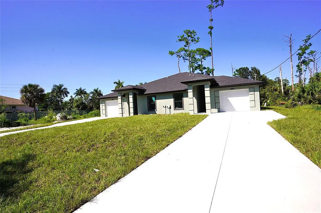 3 bed, 2.0 bath, 1041 sqft, $1,800 — Photo 1