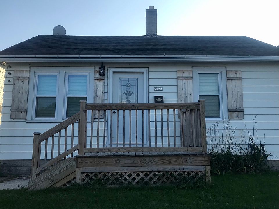 1st image of 2320 Calumet Dr