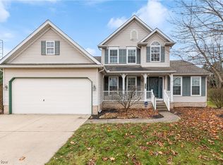 2246 Canterbury Cir, Akron, OH