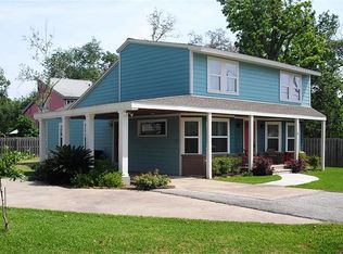 818 Elm Rd, Clear Lake Shores, TX 77565