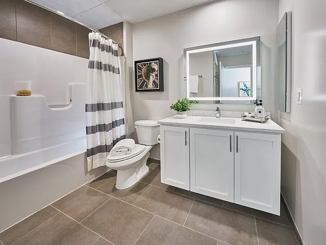 Cherry Hill Apartments — Photo 17