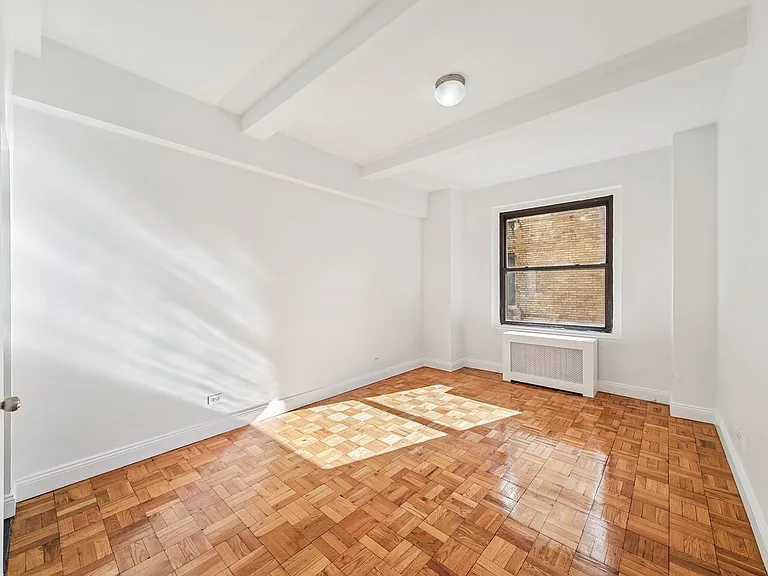 160 W 71st St #11U — Photo 3