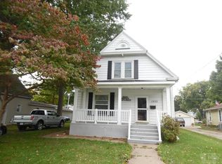 1223 S Garfield Ave, Burlington, IA 52601